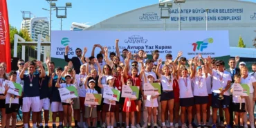 gaziantep-ten-avrupa-ya-tenis-basarisi-1751203825-301_large.webp.webp