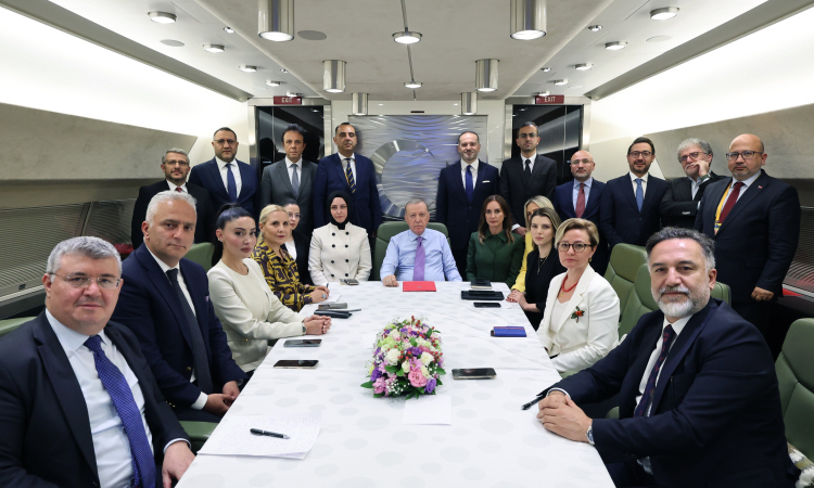 Erdoğan’dan Trump ile Barış ve Savunma Vurgusu