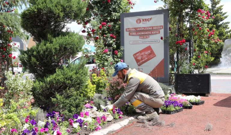 Keçiören’de Parklar Renkleniyor, Yaz Hazırlıkları Başladı!