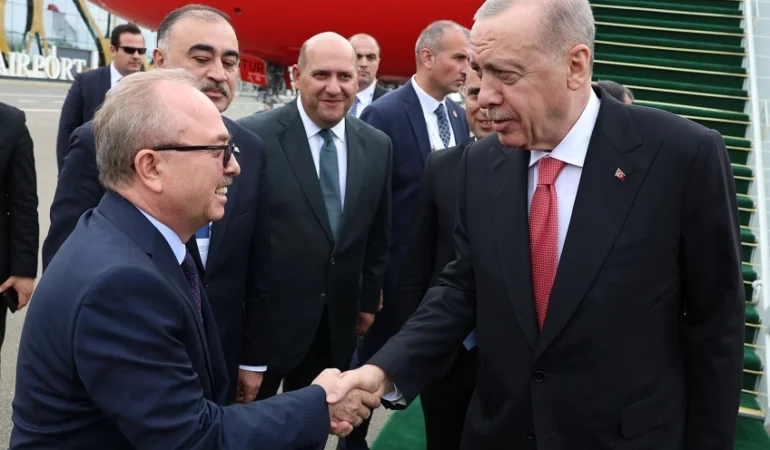 Erdoğan, Azerbaycan’da Ekonomik Zirveye Katıldı!
