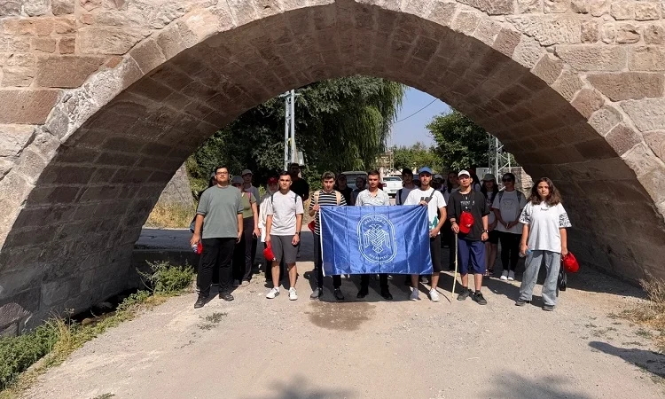 Koramaz Vadisi’nde Gençlerle Doğa Yürüyüşü Keyfi