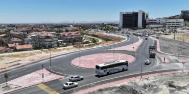 konya-da-giris-cikislar-daha-guvenli-hale-getirildi-1751542826-593_large.webp.webp
