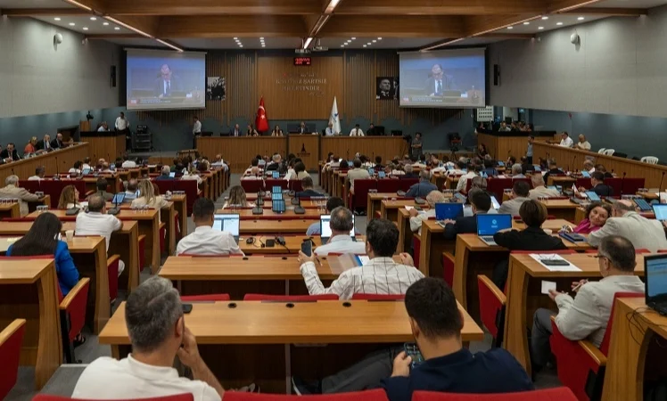 İZBAN’da Aktarma ve Halk Taşıt Uygulamaları Kaldırıldı!