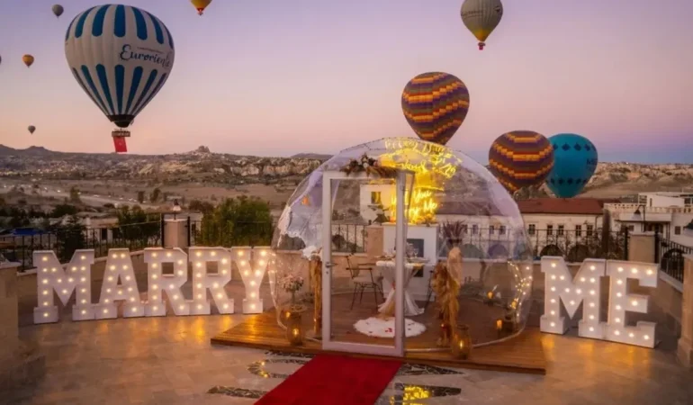 Kapadokya’da Romantik Evlilik Teklifleri Dönemi