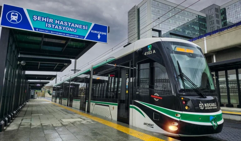 Kocaeli Tramvayı 17 Ayda 1.8 Milyon Yolcu Taşıdı!