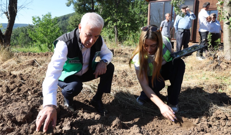 Büyükşehir’den çiftçiye bilimsel destek