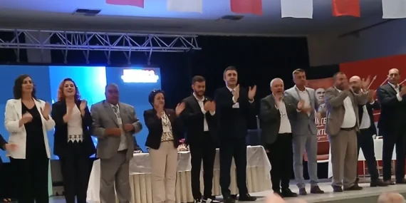 CHP Keşan Kongresi: Anıl Çakır Yeniden Başkan!