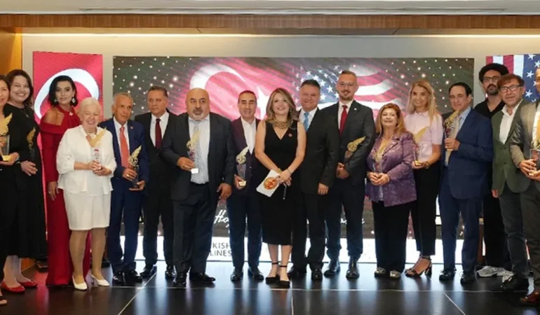 Türk-Amerikan İlişkilerine Işık Tutan Sergi Açıldı