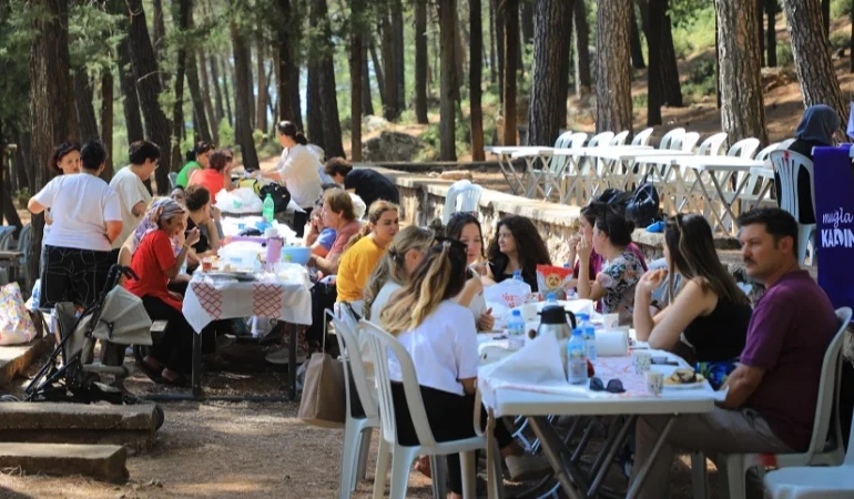 Muğla’da Kadınlar Dayanışma ile Güçleniyor!