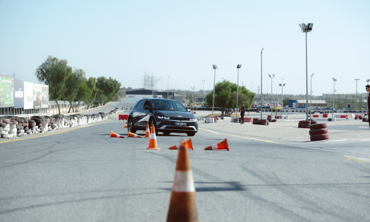 Hyundai’den Kadın Sürücülere Özgüven Desteği