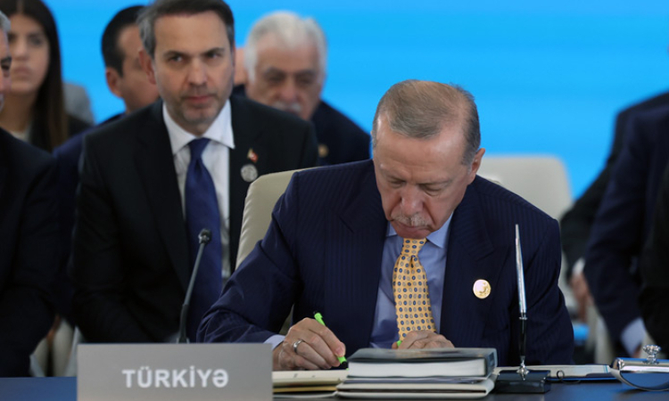 Erdoğan, TDT Zirvesi’nde Barış ve Güvenliği Vurguladı