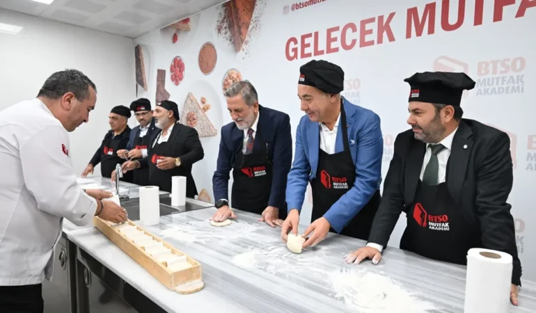 Bursa Mutfak Akademi, Gelecek İçin Nitelikli Aşçılar Yetiştiriyor!