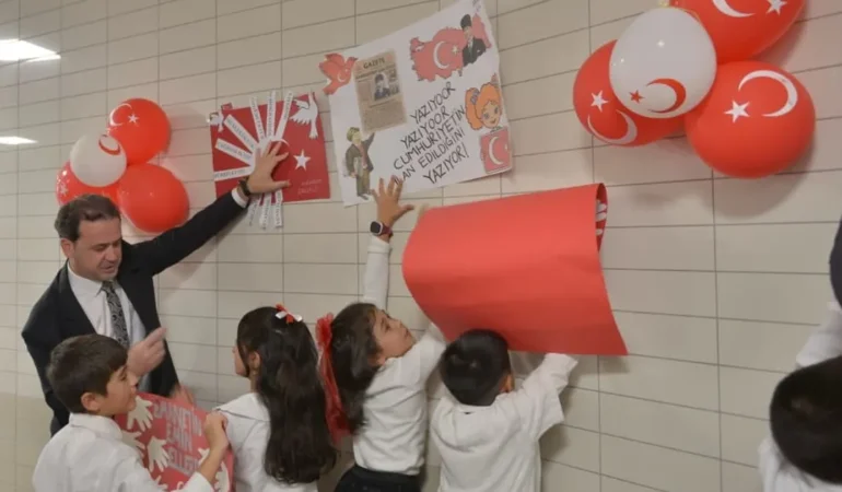 Cumhuriyet Coşkusu Bursa’da Çocuklarla Yaşandı!