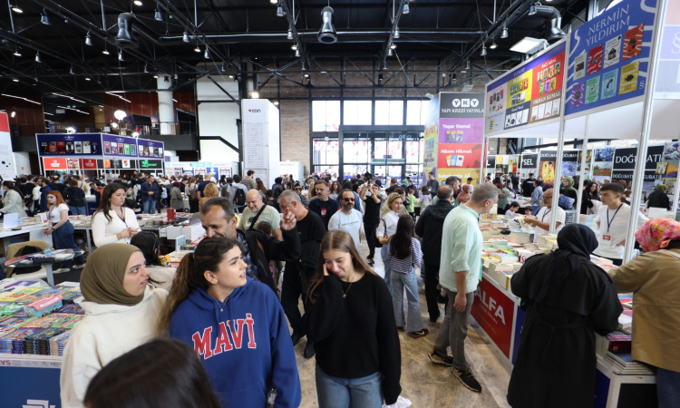 Kocaeli Kitap Fuarı’nda Rekor Heyecanı!