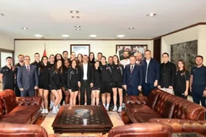 denizli-buyuksehir-in-sultanlari-yeni-sezona-hazir-1759495105-98_large.webp.webp
