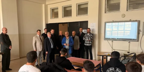 kesan-kaymakami-mercan-dan-tobb-proje-okulu-na-ziyaret-1760609617-689_large.webp.webp