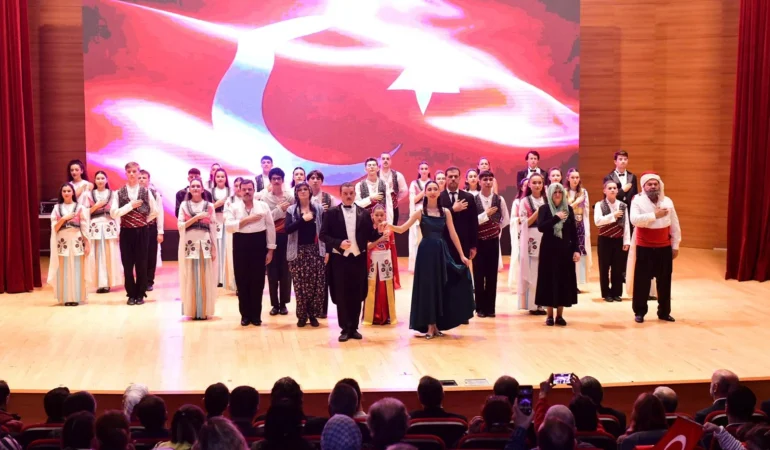 Kestel’de Cumhuriyet Coşkusu: Fener Alayı ve Kutlama