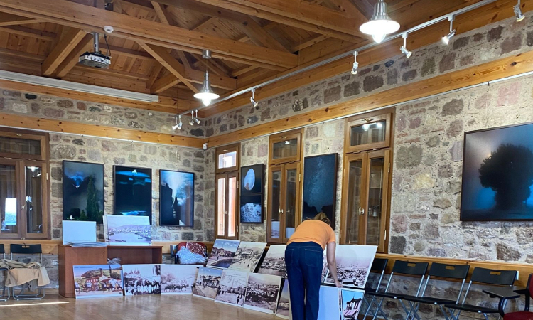 Girit’te İzmir Fotoğraflarıyla Dostluk Sergisi