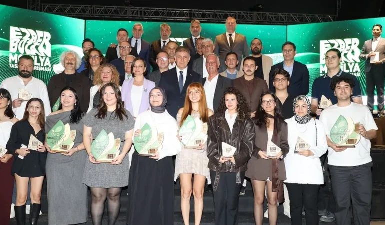 Ezber Bozan Tasarım Yarışması’nda Ödüller Sahiplerini Buldu