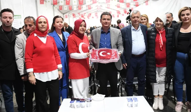 Cumhuriyet Kadınları Festivali’nde El Emeği Coşkusu!