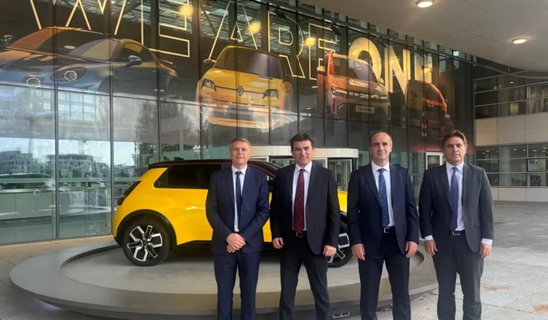 Bursa’da Yeni Renault Modelleri İçin Hazırlık Başladı