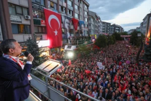 ozgur-ozel-turkiye-ab-uyesi-olacak-1759560007-143_large.webp.webp