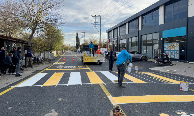 Hendek’te Asfalt Seferberliği: 20 Kilometre Yenilendi