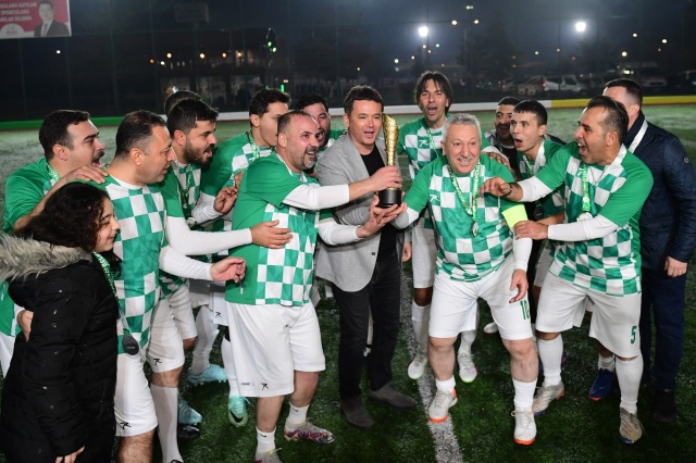 Osmangazi’de Halı Saha Turnuvası Şampiyonu Belli!