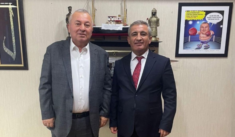 CHP Milletvekili Cemal Enginyurt’un Sıfır Liyakatli Danışman tercihi büyük tartışma yarattı.