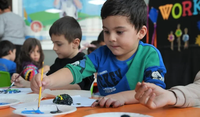 Çocuklar Yaratıcılıklarını Sergiledi!