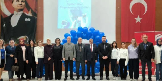 bursa-da-dunya-diyabet-gunu-icin-farkindalik-programi-duzenlendi-1763650163-648_large.webp.webp