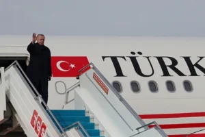 cumhurbaskani-erdogan-macaristan-yolcusu-1692515500-213_large.webp.webp
