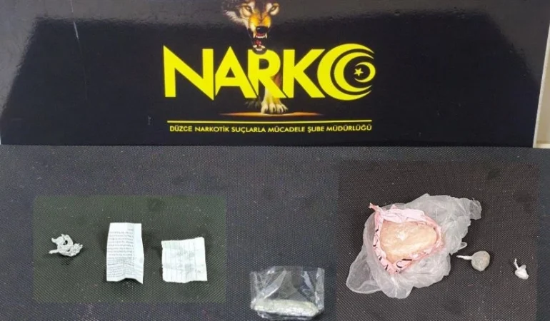 duzce-de-uyusturucuya-2-tutuklama-1763704548-810_large.webp.webp
