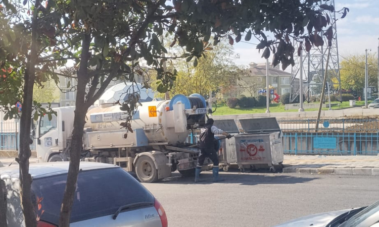 İzmit’in Sokakları Atık Sahası Olmayacak!