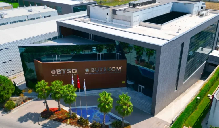 Bursa’da Ar-Ge Zirvesi: Geleceğin Teknolojisi Konuşuldu