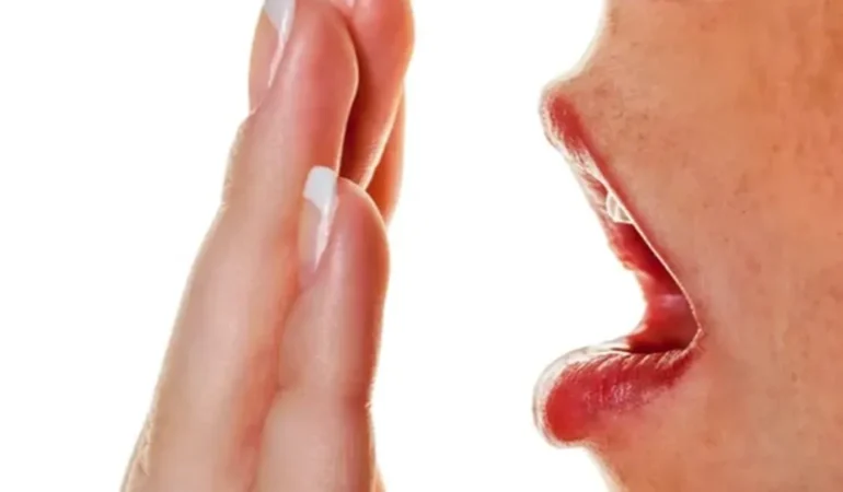 Ağız Kokusunu Önlemenin Yolları Neler?