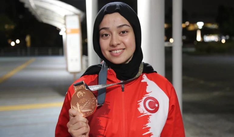 Esma Gökülü Bronz Madalya ile Türkiye’yi Gururlandırdı!