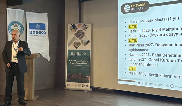 Türkiye’nin İlk Jeoparkı Kula-Salihli Forumda!