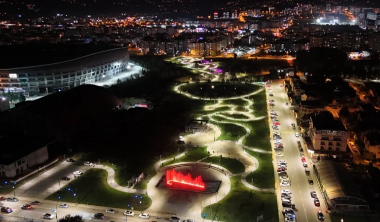 Durugöl Gece Işıltısıyla Hayran Bırakıyor!