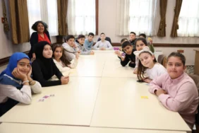 osmangazi-belediyesi-nden-cocuklara-haklarini-ogreten-atolye-1763822509-4_large.webp.webp
