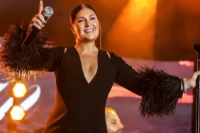 sibel-can-gorkemli-konserle-hayranlarini-buyuledi-1762679313-494_large.webp.webp