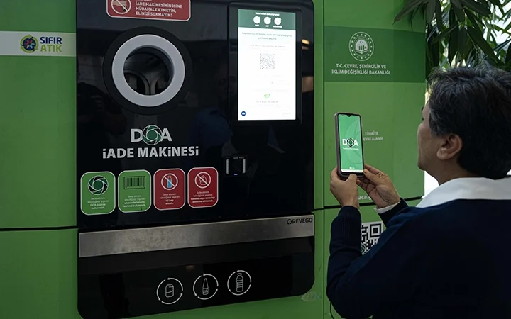 TBMM’de Geri Dönüşüm İçin Otomatik Makineler!