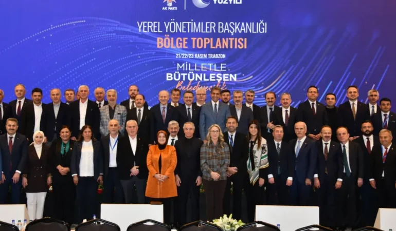 trabzon-da-yerel-yonetimler-bolge-toplantisi-tamamlandi-1763909221-982_large.webp.webp