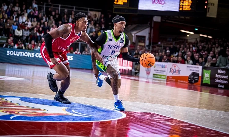 TOFAŞ, Cholet Basket’e Kaybederek Eşitledi!